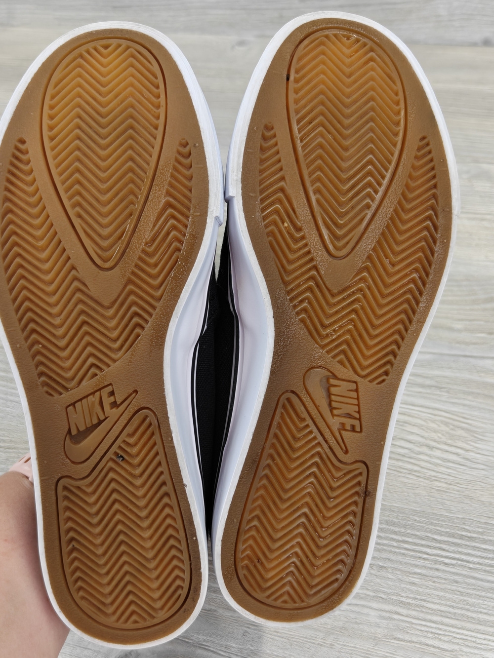 Nike Women's Court Royale AC Slip-On Black White Canvas Shoes BQ9138-001 Sz 6 - Picture 13 of 13